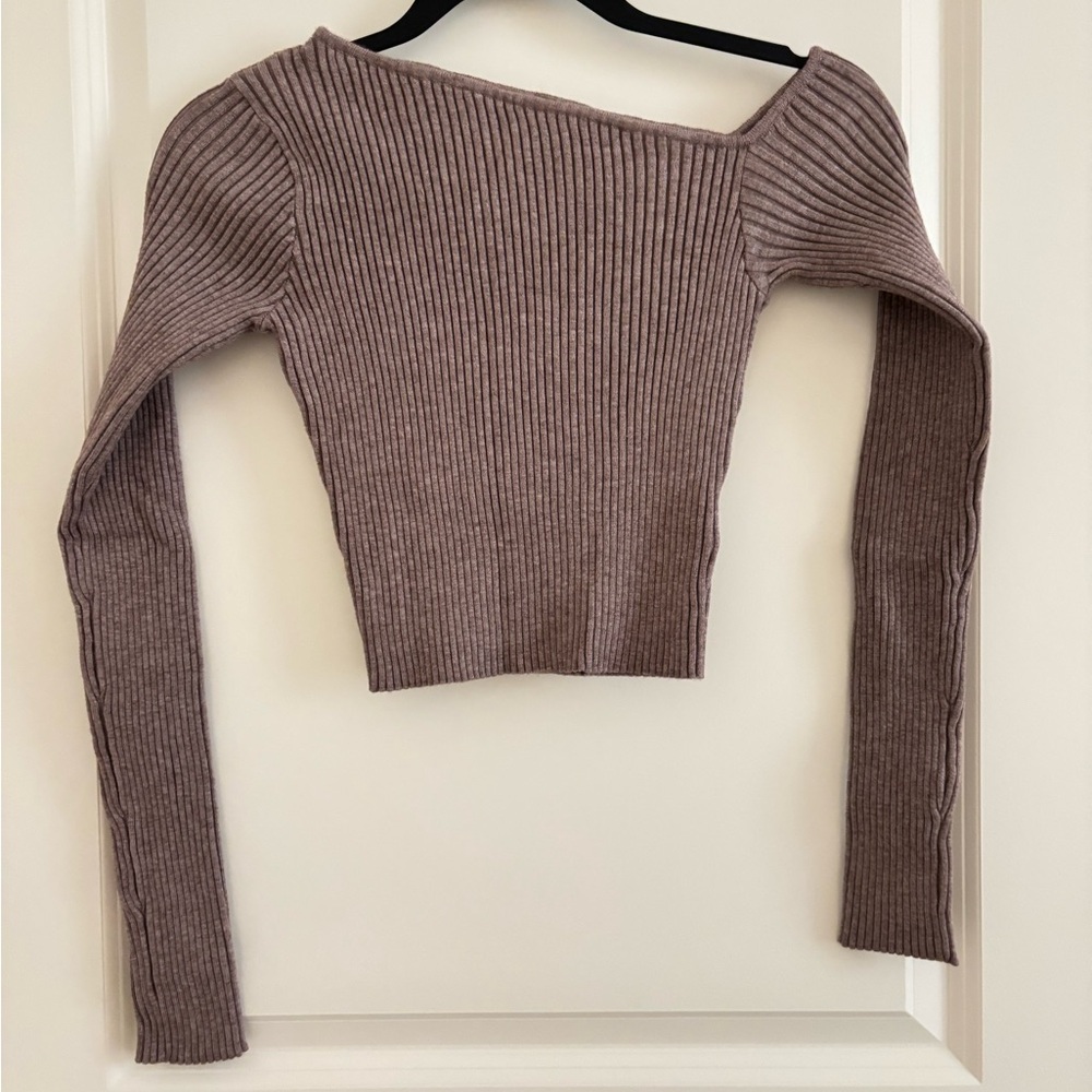 Elegant Off-Shoulder Ribbed Sweater - Dusty Purple